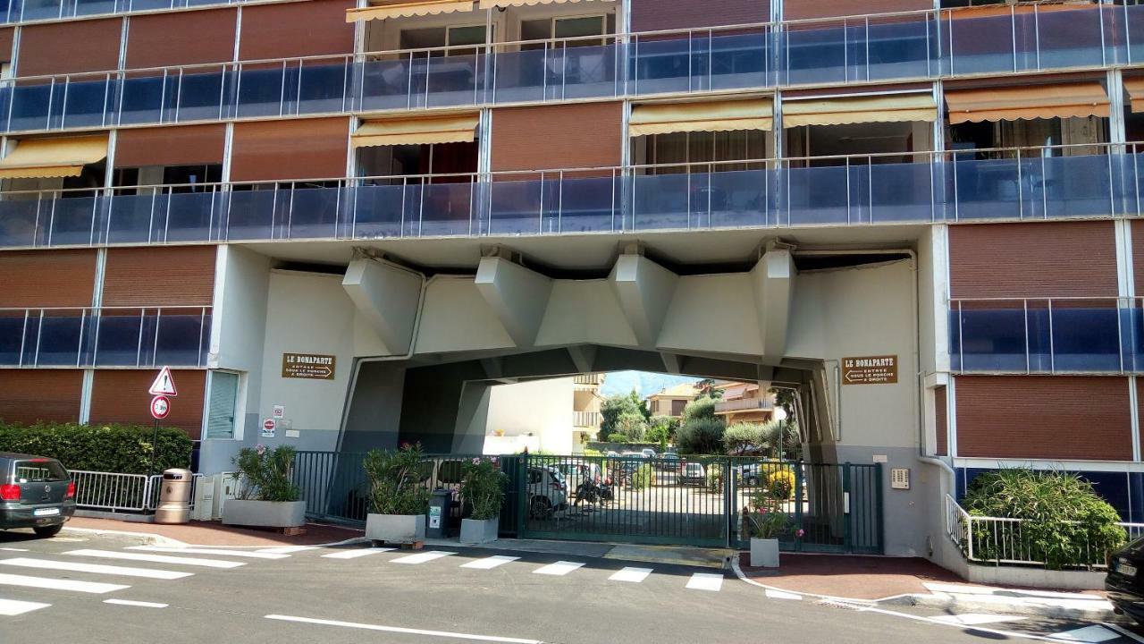 Studio La Plage Roquebrune-Cap-Martin Exterior photo